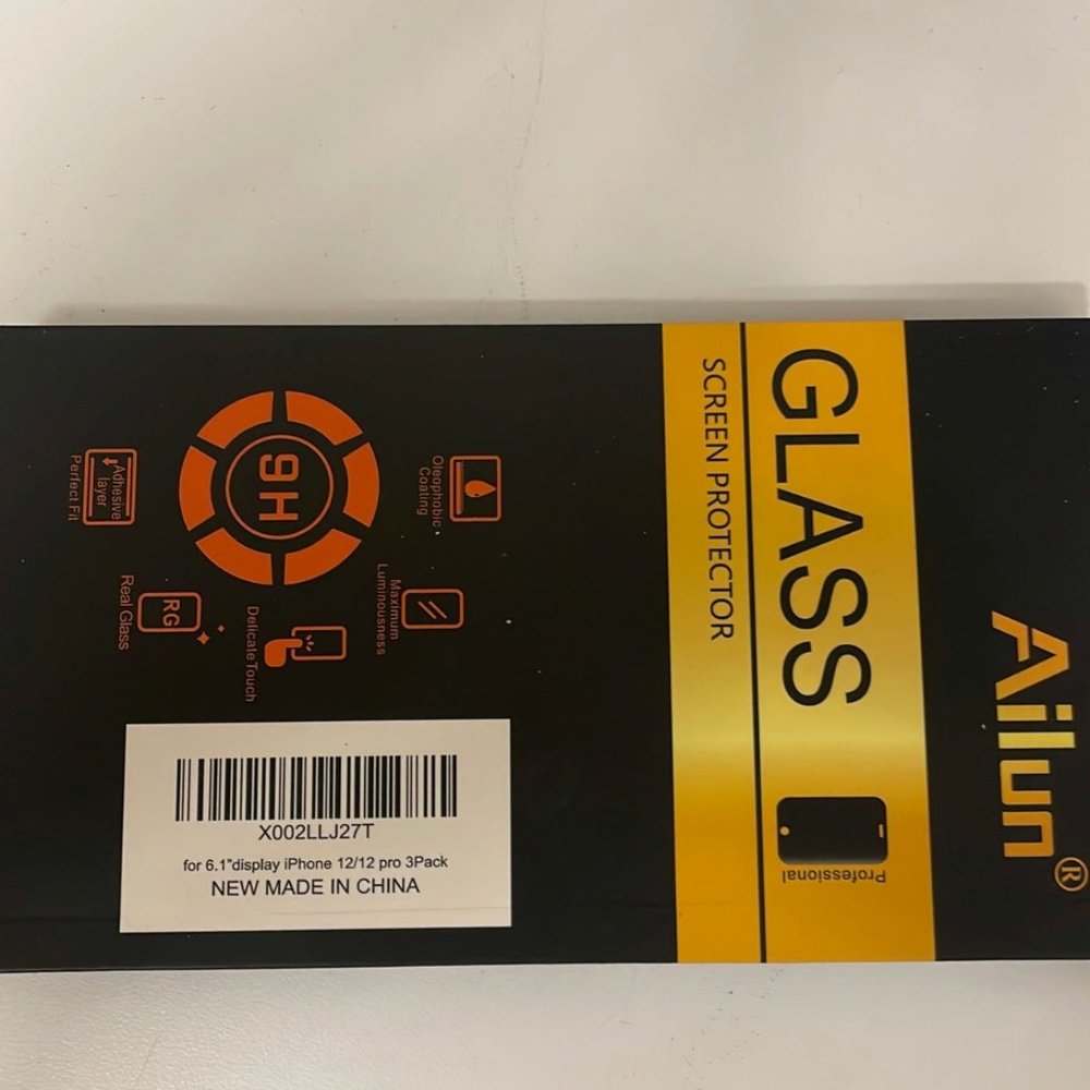 Screen Protector Unopened/Never Used - Picture 8 of 9